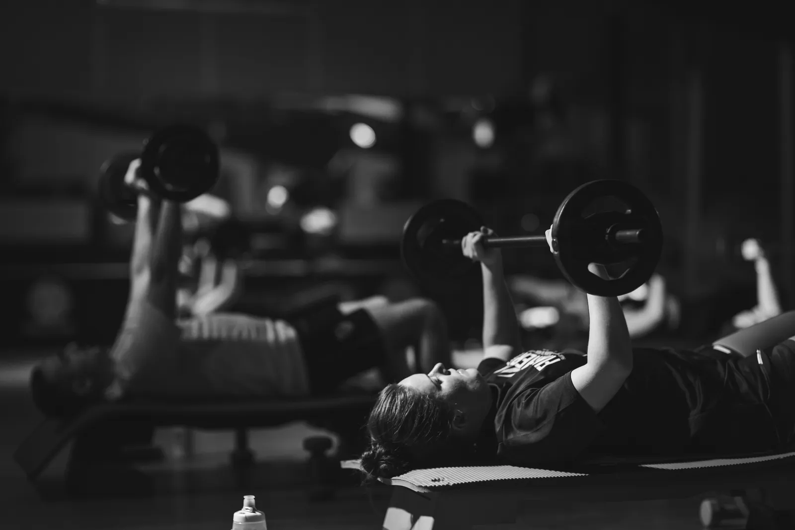 Cours de renforcement avec barre